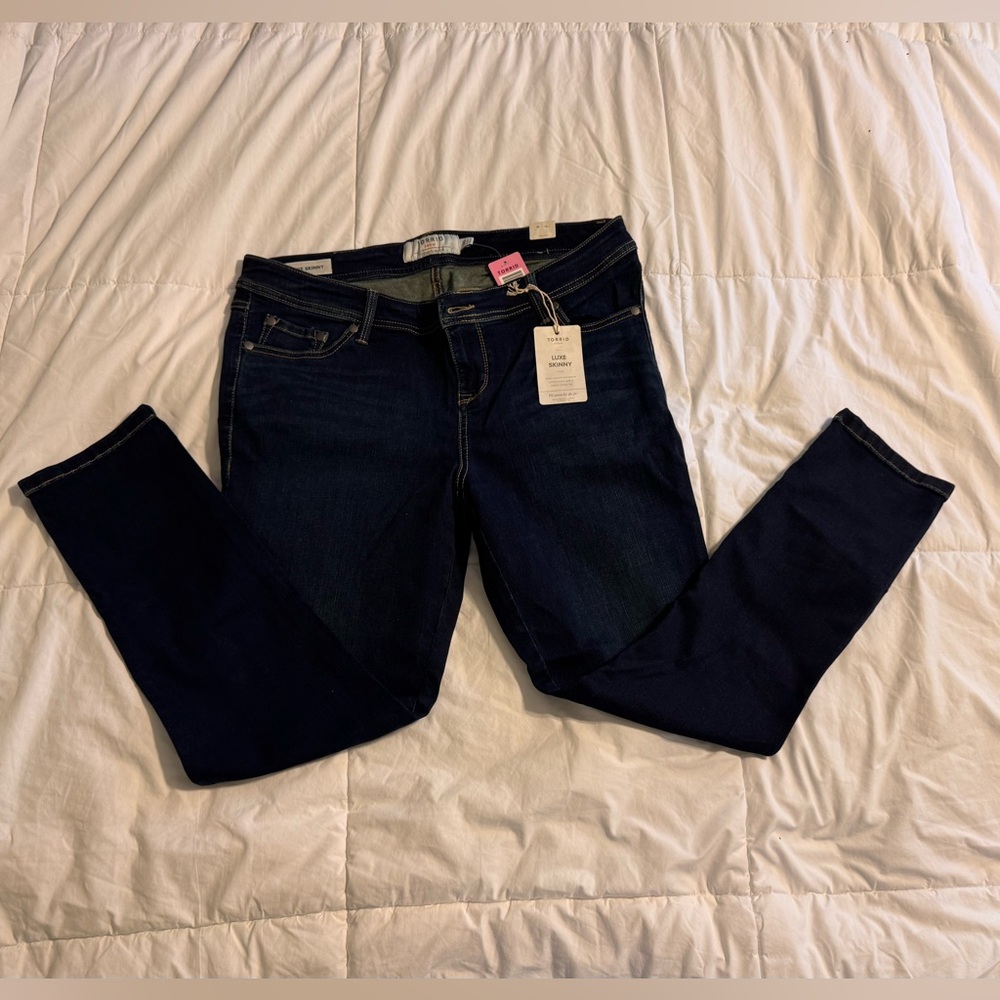 torrid super luxe stretch skinny jeans 14S